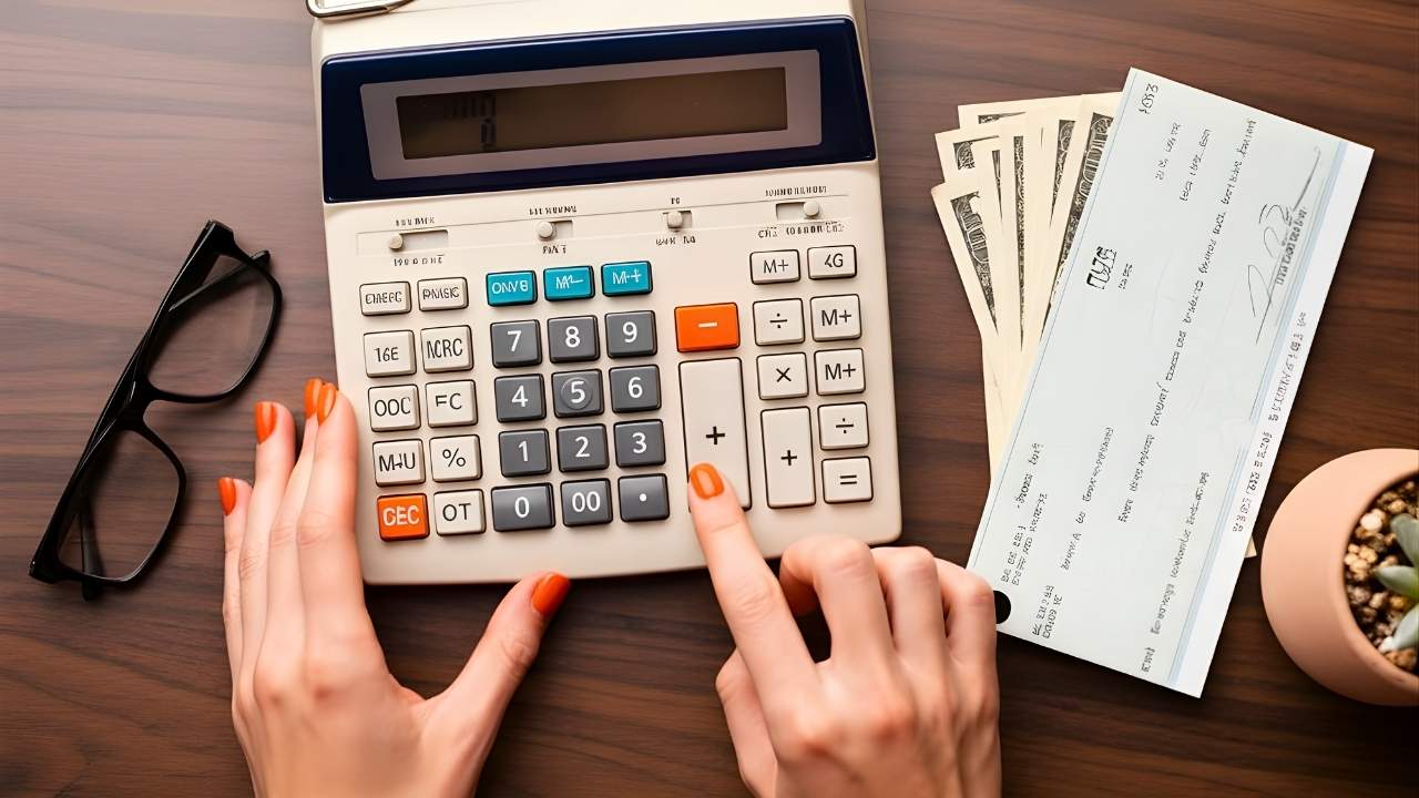 Ayudas sociales febrero 2026 en España: requisitos, montos y fechas de ingreso bancario confirmadas